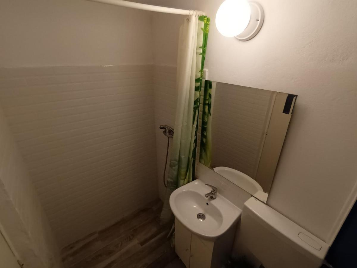 Casa Liveni Appartement Boekarest Buitenkant foto