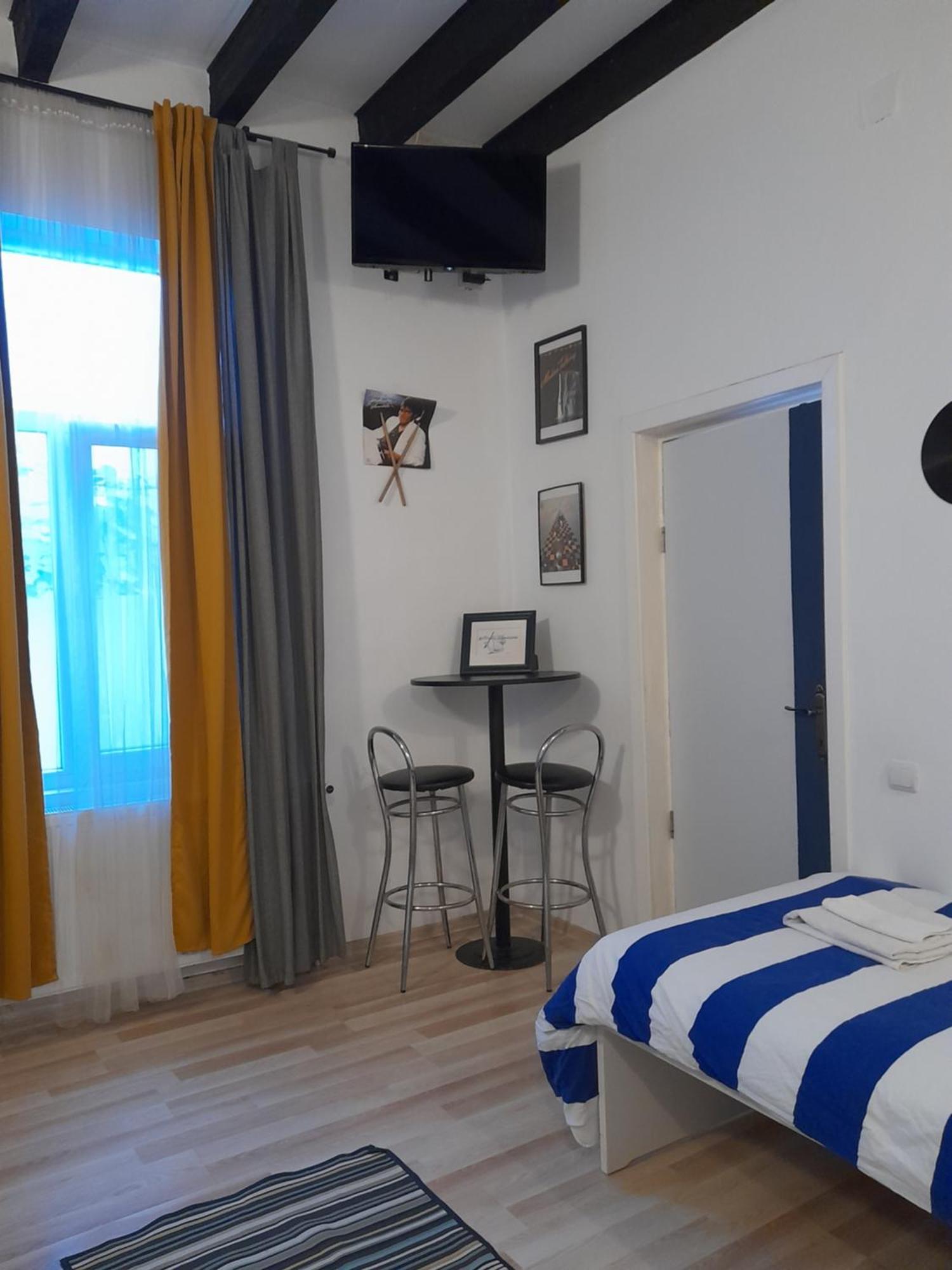 Casa Liveni Appartement Boekarest Buitenkant foto